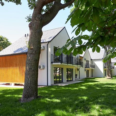 Apartamenty 7 Debow Pleśna Dış mekan fotoğraf